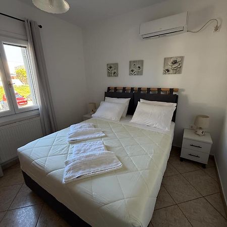 Dea House Apartment Finikas  Bagian luar foto